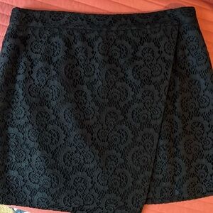 EUC Madewell black lace lined skirt